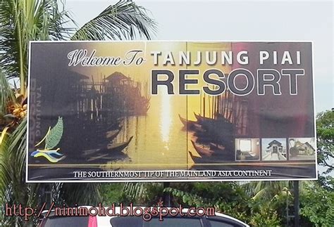 Tanjung is a beach town on the north west coast of the island of lombok. Nini Mohd