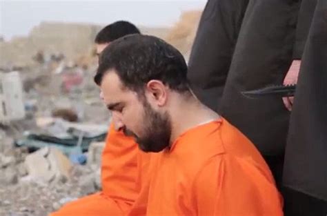 isis behead peshmerga fighters in revenge video for us raid daily mail online