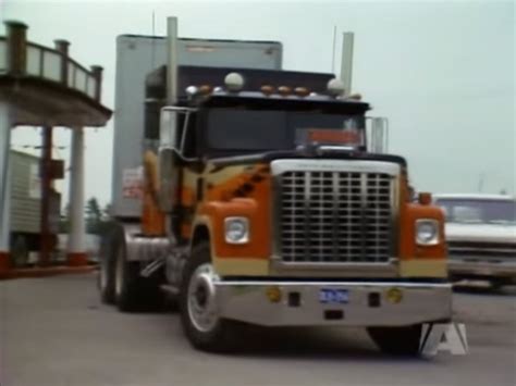 1981 International Harvester Transtar 4300 Eagle Brougham In