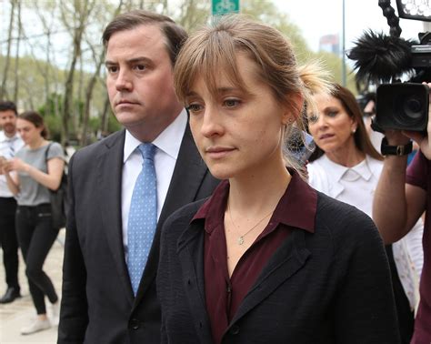 ‘smallville Actress Allison Mack Sentenced To 3 Years In Prison For