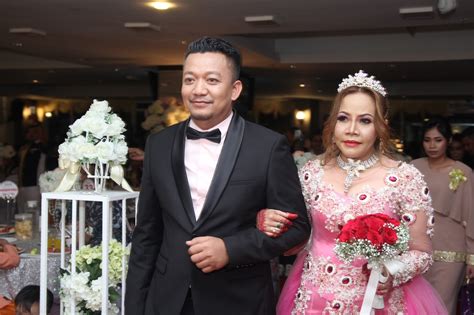 Dewan astana cyberjaya amat sesuai untuk majlis perkahwinan dan apa jua majlis. Dewan Banquet Astana Cyberjaya: Wedding Dato Kamal & Ella