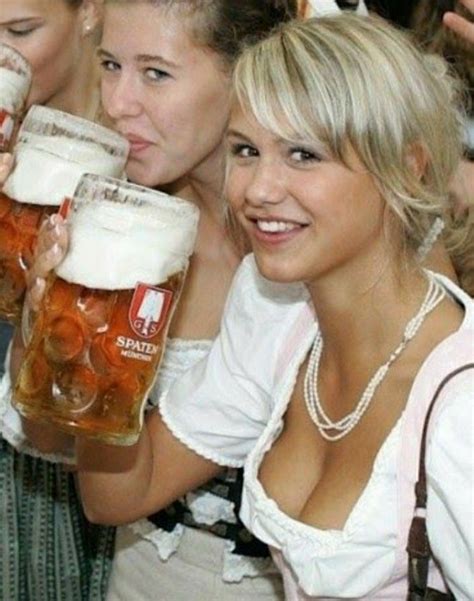 Pin By Jesse Garza On Girls Beer Girl Beer Wench Beer Costume