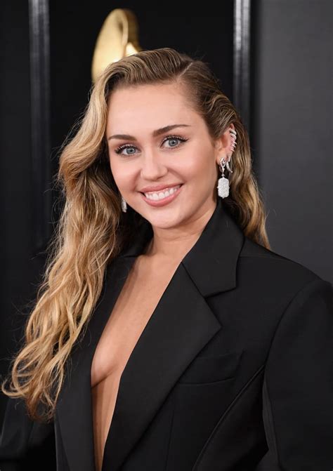Miley Cyrus At The 2019 Grammys Popsugar Celebrity Photo 24