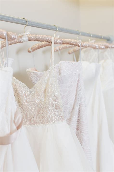 Why not hang it on a beautiful hanger, personalized for you? 10 Beautiful Wedding Dress Hangers - Chic Vintage Brides ...