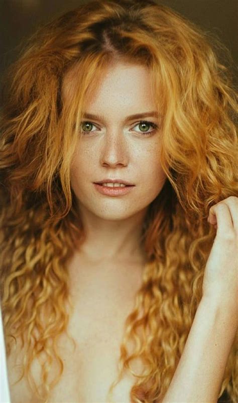 Pin By Brian Keefe On Red Hots Red Hair Woman Redheads Beautiful Face