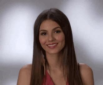 Victoria Justice Gif Find Share On Giphy