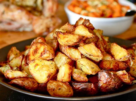 Browse our christmas dinner recipes for the perfect christmas centrepiece. Ultra-Crispy Roast Potatoes Recipe | Serious Eats