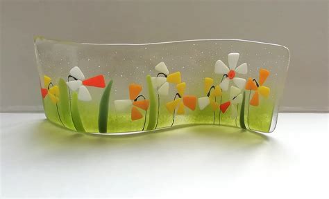 Fused Glass Daffodil Wave Freestanding Glassart Daffodil Etsy