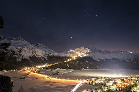 Several people have been injured as a result of roofs collapsing in the region. Corvatsch Snow Night | Winter in Engadin St. Moritz