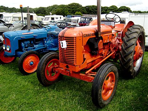 Case tractors are commonly found in the gray color. The Liveried Tractor - Restless Device