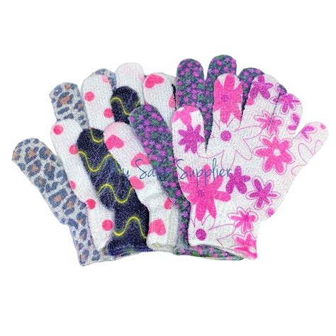 Itu pun ina ternampak post kenalan di social media facebook.terima kasih juga.kak nina mirza yang super. Sarung Tangan Lulur Badan Body Scrub Body Gloves | Shopee ...