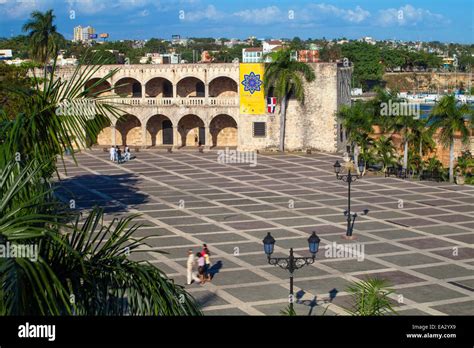 plaza espana alcazar de colon colonial zone unesco site santo domingo dominican republic