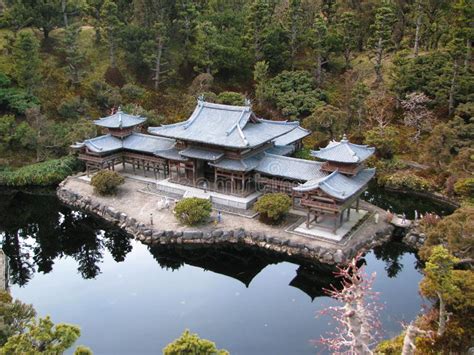 Finde die schönsten kostenlosen asiatisches haus bilder, lade sie herunter und benutze sie auch für kommerzielle zwecke. Japanisches Haus stockbild. Bild von bett, blüten ...
