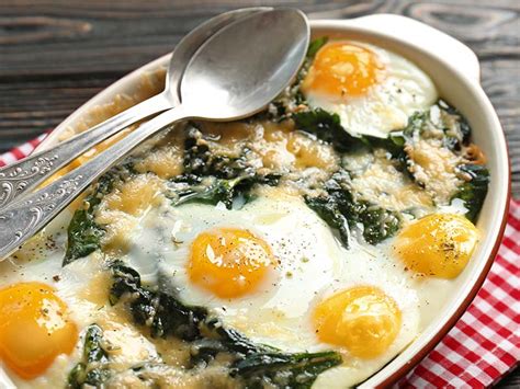 Top with spaghetti and remaining sausage mixture. Baked Egg Florentine | Recipes | Northmart - NWC