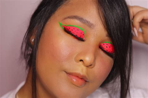 Watermelon Eye Makeup Look Creative And Neon Graphic Liner