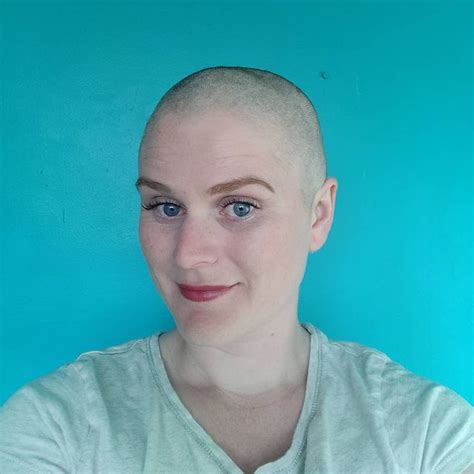 Pin By Mike On Short Hair Shaved Head Women Bald Women Girls With