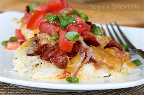 This skillet monterey chicken is just what you want to make for dinner tonight…trust me! Chili's Monterey Chicken (Copy Cat) - Sugar n' Spice Gals