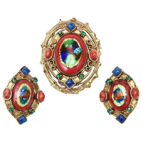 Hattie Carnegie Enamel Rhinestone And Glass Pin Pendant And Earrings For Sale At 1stdibs