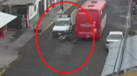 Muere Una Niña Atropellada Culpan A Un Conductor E Incendian Su Camión