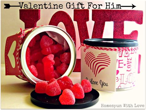 Send your girlfriend red roses on valentine's day. 5 Romantic Valentines Day Gift Ideas For Him - Ezyshine