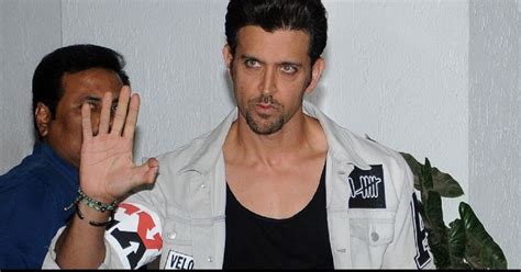 hrithik roshan on being named world s most handsome man thankful for title but it s not really