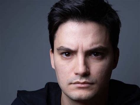 O youtuber felipe neto fez um trajeto interessante de aproximação com a esquerda e os progressistas nos últimos anos. Felipe Neto diz que caso PC Siqueira será cuidado pela ...