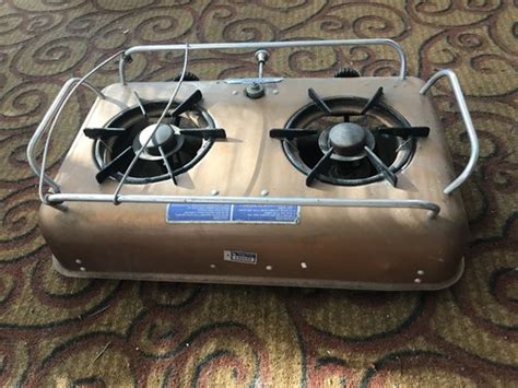 N And J Marine Vintage Kenyon Two Burner Kerosene Stove