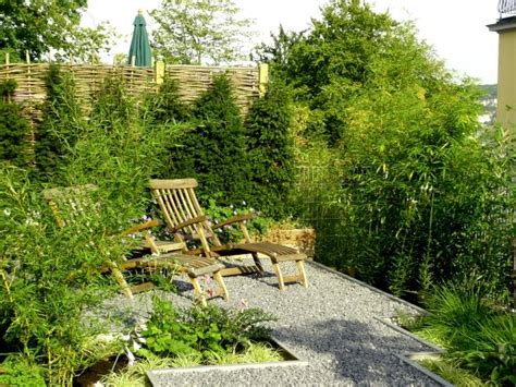 10 tricks für die gestaltung eines kleinen gartens. Gartengestaltung mit Bambus, Splitt und Stahl | Garten ...
