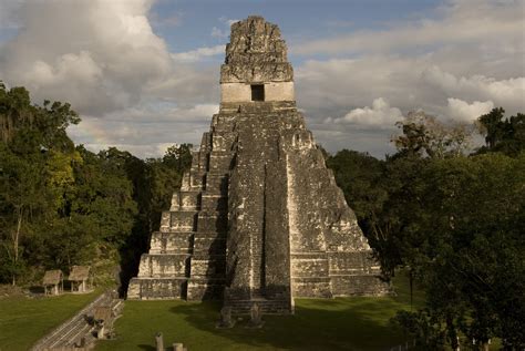 Mayan Temple Ii In Tikal Mesoamerican Pyramids Pictures Pyramids In