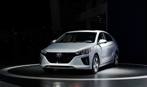 Hyundai electric vehicle will raise low-end bar to 250 miles