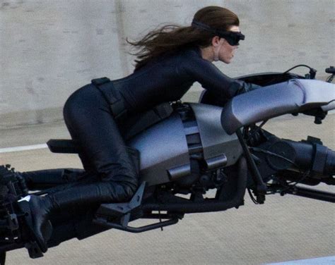 More Great Pics Of Anne Hathaways Catwoman Stunt Woman From ‘the Dark