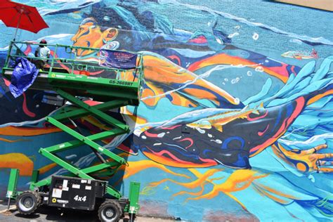‘sea Walls Murals Advocate For Ocean Conservation Wonderland