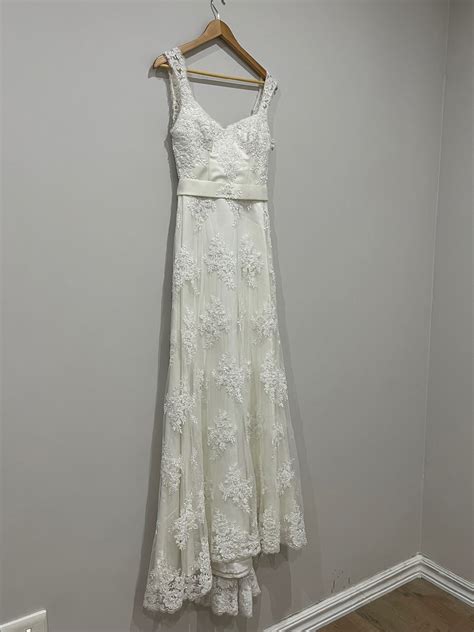 Viki West Preowned Wedding Dress Save 65 Stillwhite