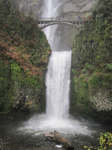 Wordless Memories Of Waterfalls Near Portland Or