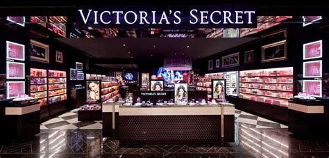 If you go to victoria's secret (and maybe bath & body works) but forget your card, customer service can look up your account if you have a valid … Victoria's Secret Customer Service Complaints Department | HissingKitty.com