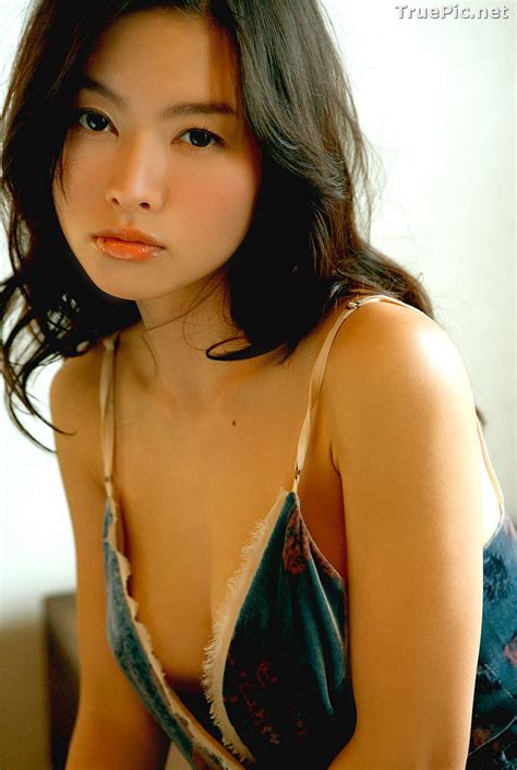 True Pic Japanese Actress And Model Sayaka Yoshino Saya Photo Album