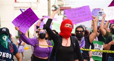 Concluye Marcha De Mujeres Con Mitin En La Plaza Central De Tuxtla