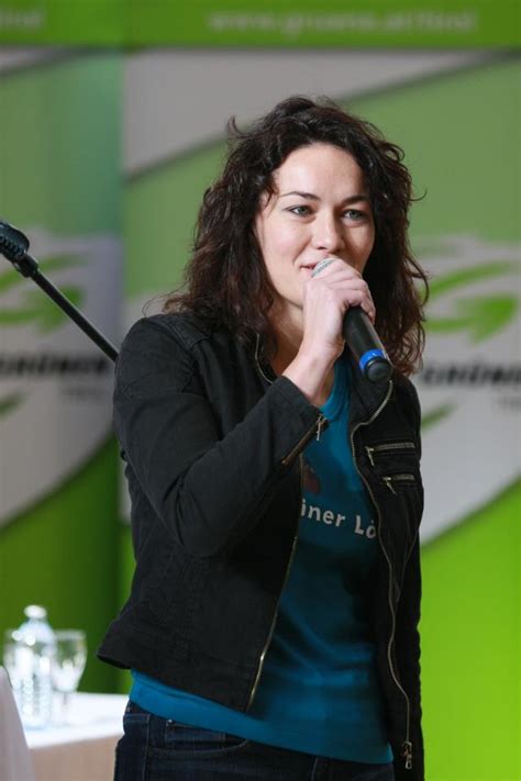 Lawrence castro‏ @lawrenceacastro 11 авг. Gebi Mair: "Mehr vom Leben" - Grüne Landesversammlung 2011
