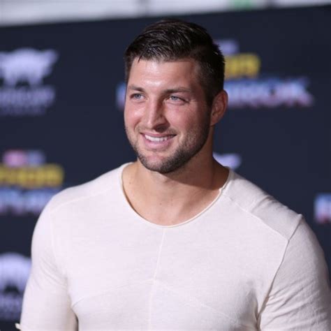 Tim Tebow Shirtless On Gq Magazine Jets Hunky Qb Lands Cover Of September Edition Photo