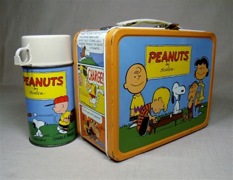 Vintage 1959 Peanuts Snoopy And Gang Lunchbox With Thermos Schultz