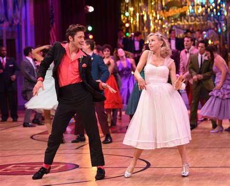 Review ‘grease Live Is A Spectacle Maximizing Moments Over Story
