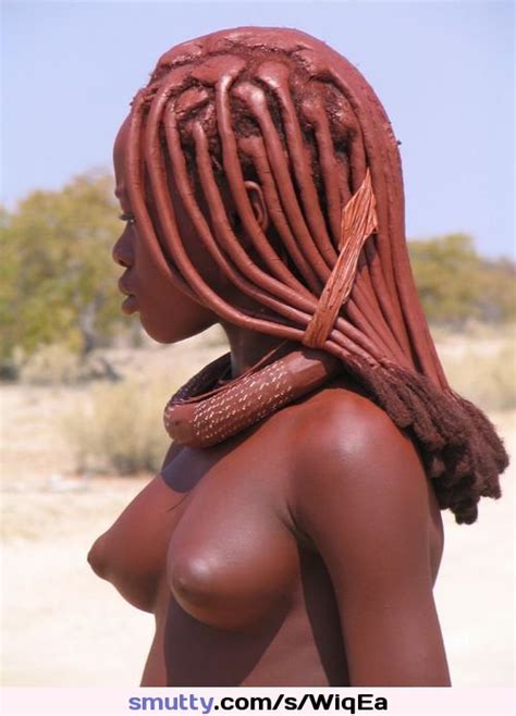 アフリカの部族の女性ヌード 女性の写真