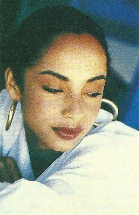 Pin By Kymberly Chappell On Beauty Makeup Skin N Nails Sade Adu Sade Women In Music