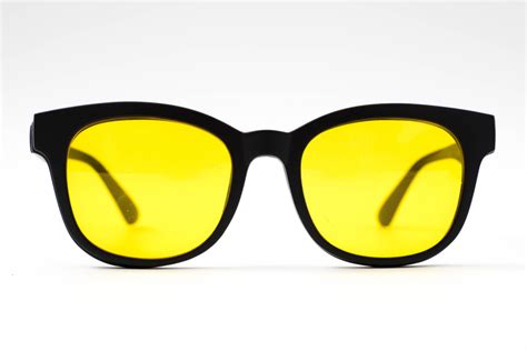 Yellow Lens Sunglasses On Trend Blog Sunglass Fix Blog Sunglass Fix