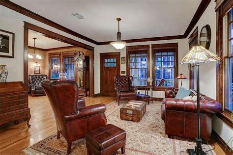 This beautiful craftsman style home was designed by celtic custom homes, located on a sloping property in fayetteville, arkansas. Old Craftsman-Style Home Retains Its Charm After More Than ...