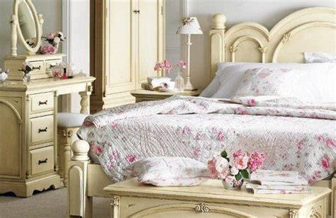 Light and bright bedroom ideas grey nutral white feminine. Feminine Shabby Chic Bedroom Interior Ideas and Examples ...