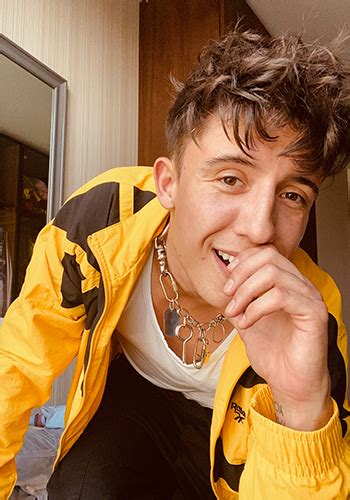 Check for news, concert, tour details, latest info, complete overview for february 2021 on goout. Dawid Kwiatkowski : Dawid Kwiatkowski Smile Celebrity Mask ...