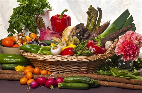 Over 11,739 healthy food presentation pictures to choose from, with no signup needed. Still Life with Vegetables, Spring 2011 | 2GourManiacs ...