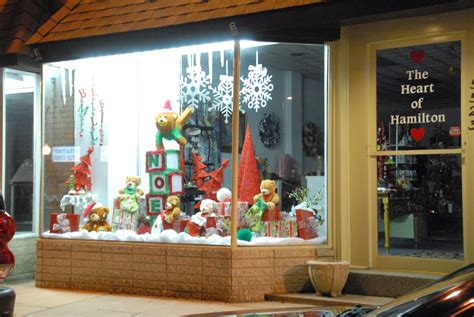Pretty Christmas Storefronts  Time for the Holidays
