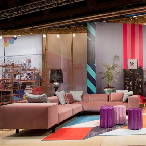 The famous betty, foliage, largo, pop and plastics duo. Largo Velluto Samtsofa von Kartell kaufen